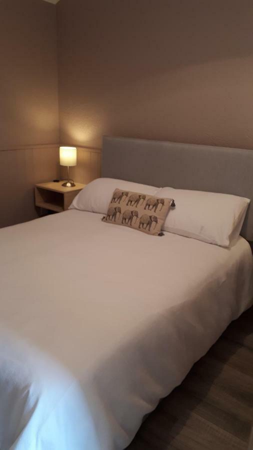 شقة Suzies Self Catering Belmont Belmont  المظهر الخارجي الصورة